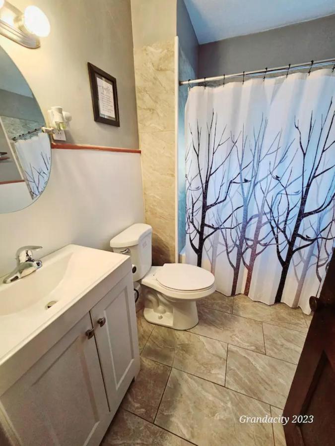 Lovely! Near Cleve Clinic/Uh/Cwru/Dwntwn W/Porch Villa Cleveland Eksteriør bilde